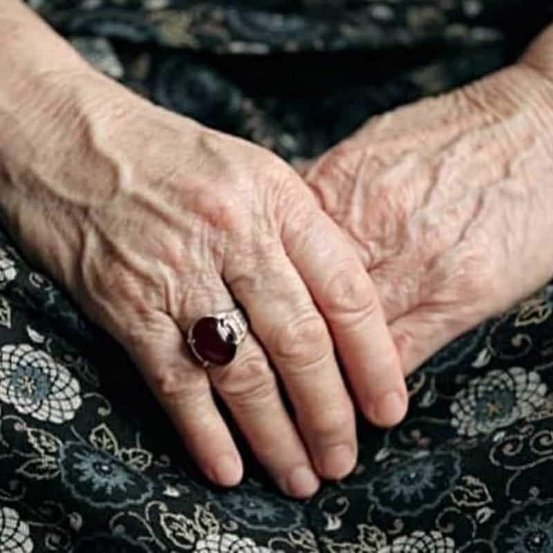 hands
